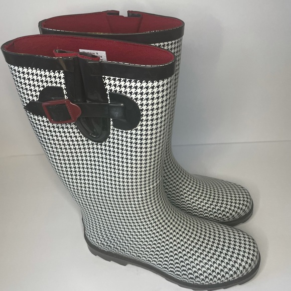 austin Shoes - Austin rain boots great condition like new size 9